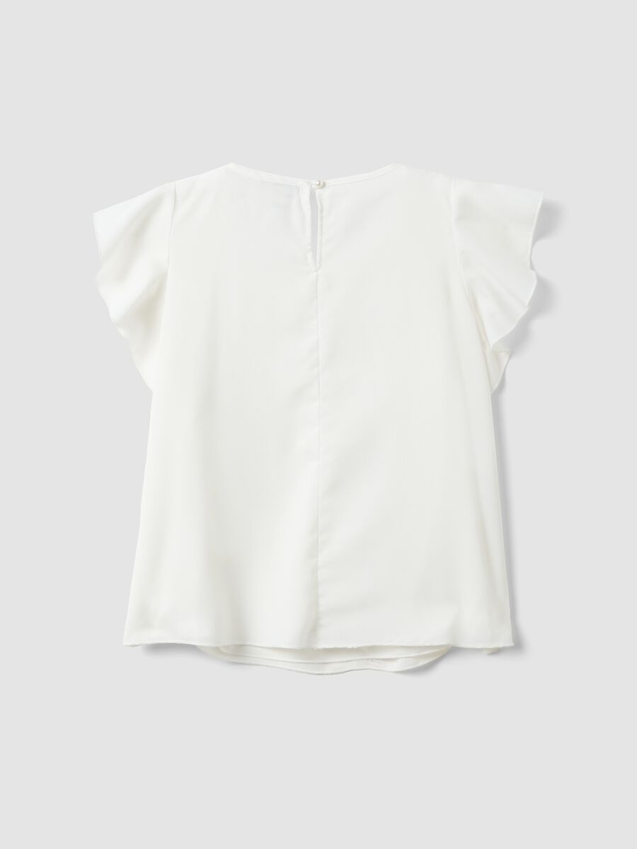 White regular fit girl's blouse with ruffled sleeves_1