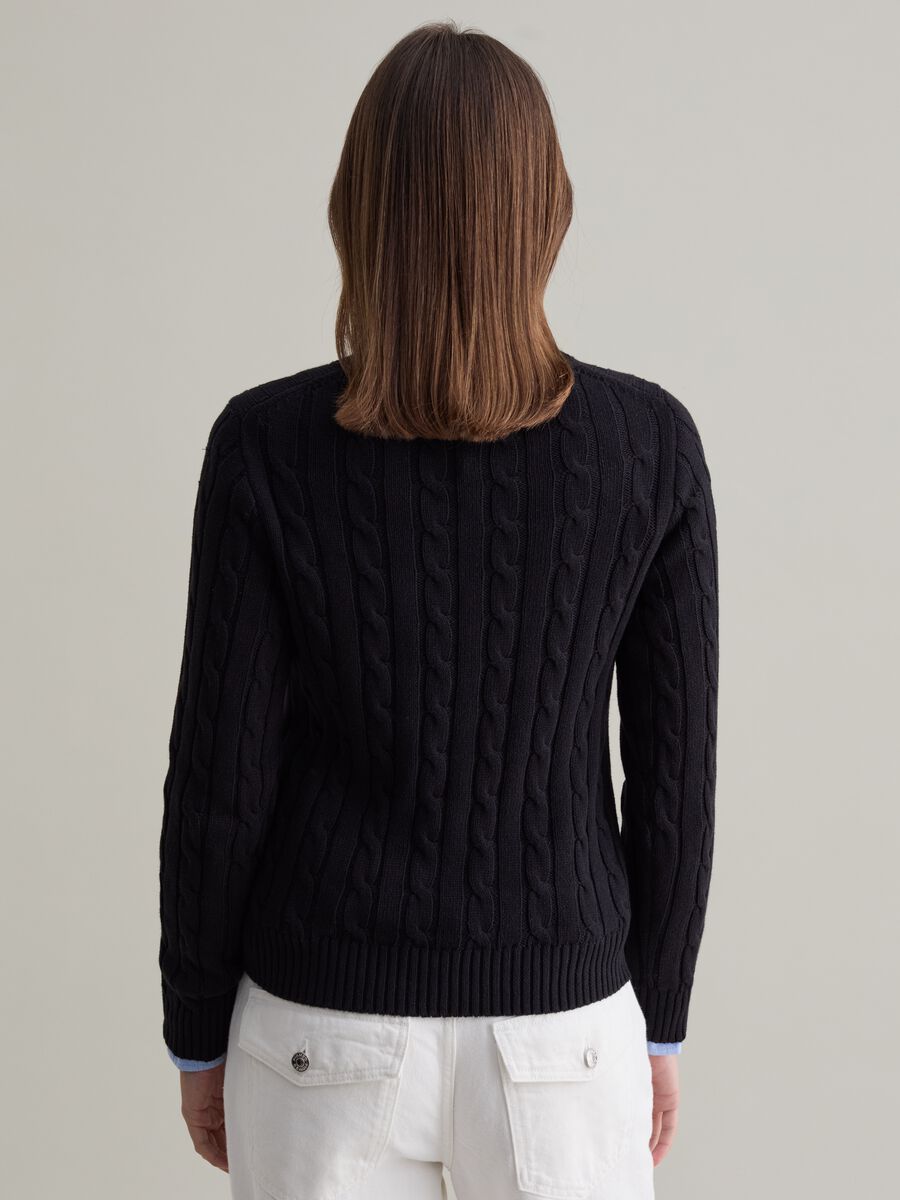 Ribbed pullover with cable-knit design_2