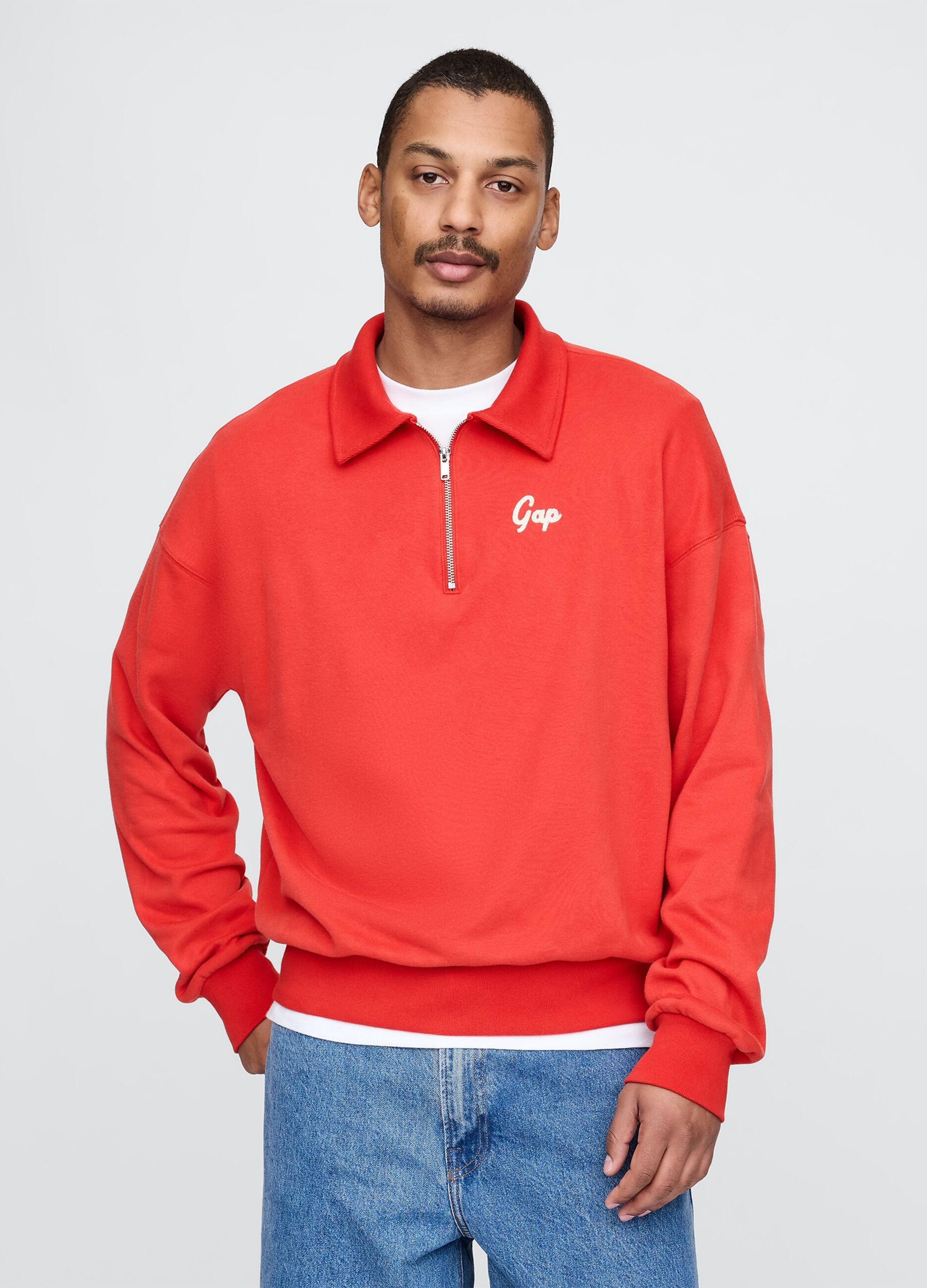 Red Gap Sweatshirt with Collar and Zip