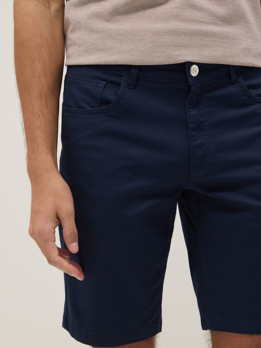 Blue stretch-cotton Bermuda shorts_3