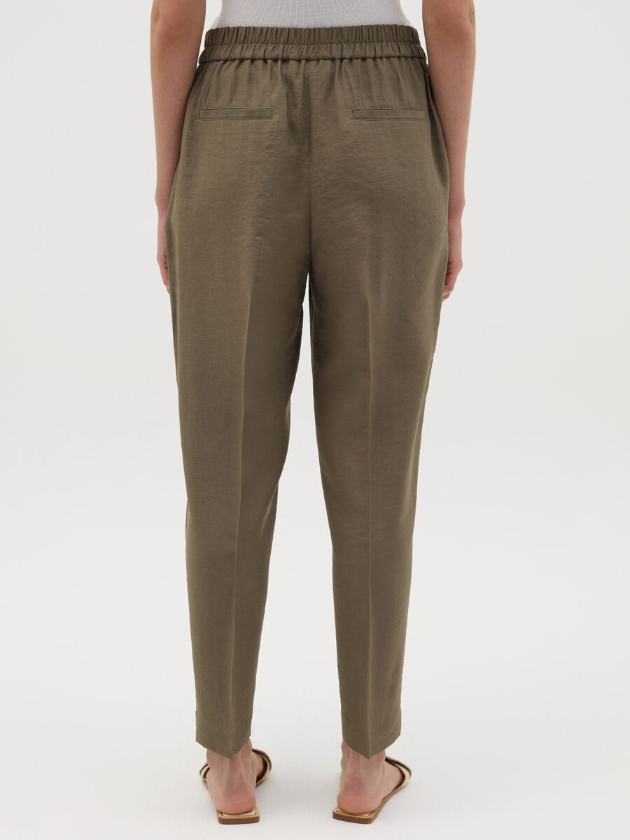 Chino trousers with elasticated waist_2