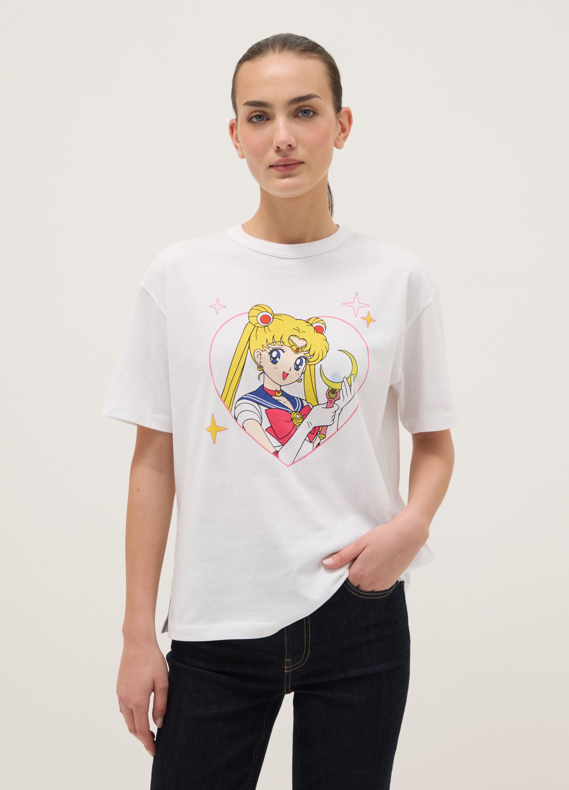White pure cotton regular fit T-shirt with Sailor Moon print