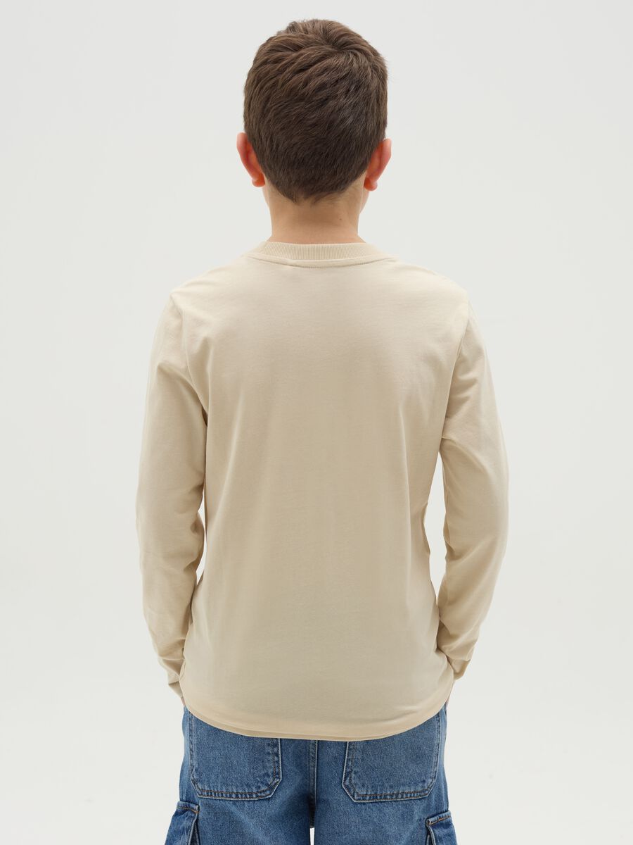 T-shirt maniche lunghe stampa "Step Aside"_1