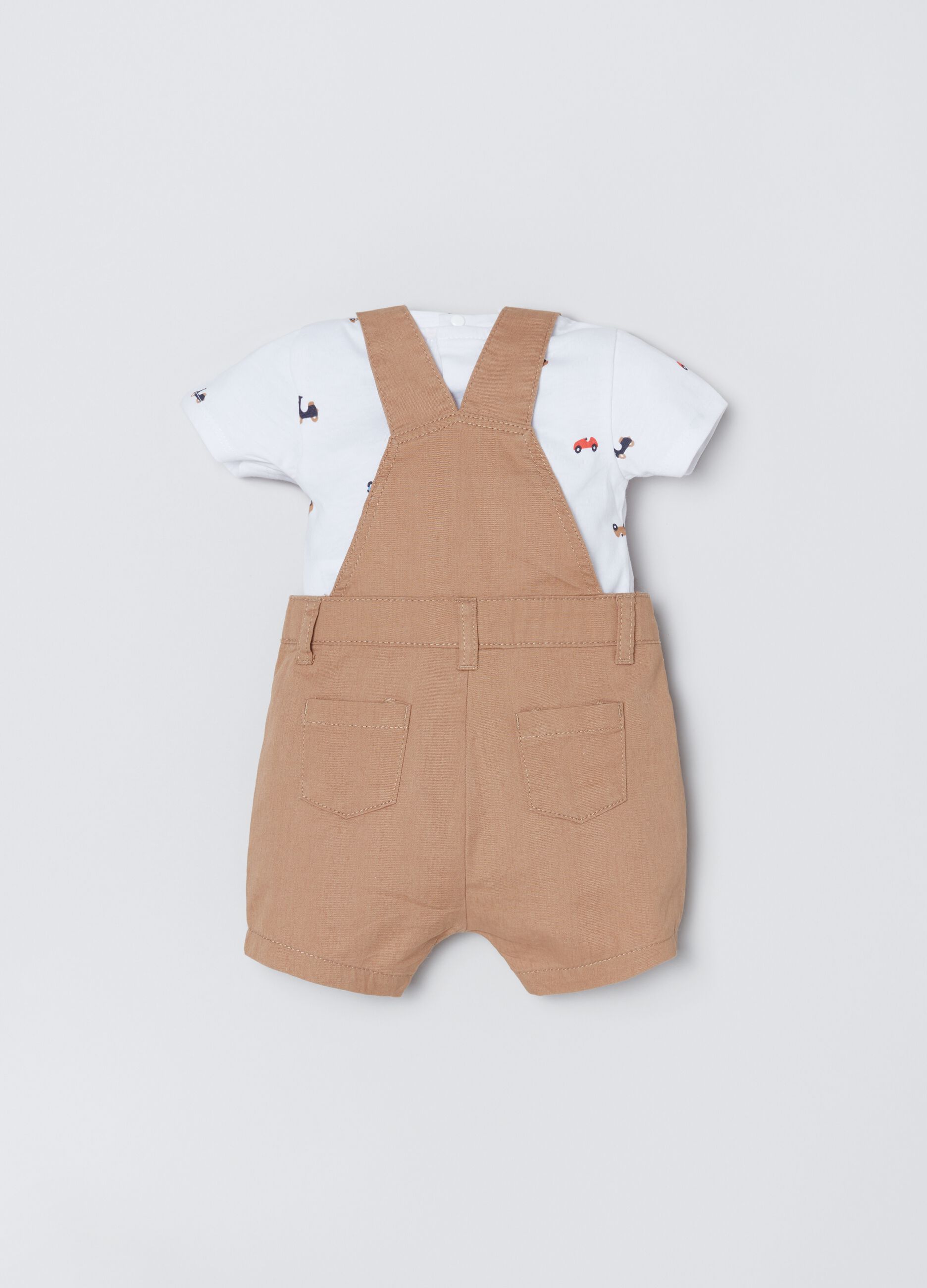 T-shirt with print and dungarees set