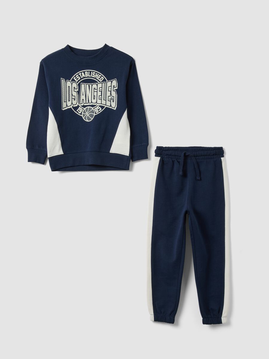 Blue pure cotton tracksuit with sweatshirt and varsity print for boys_0