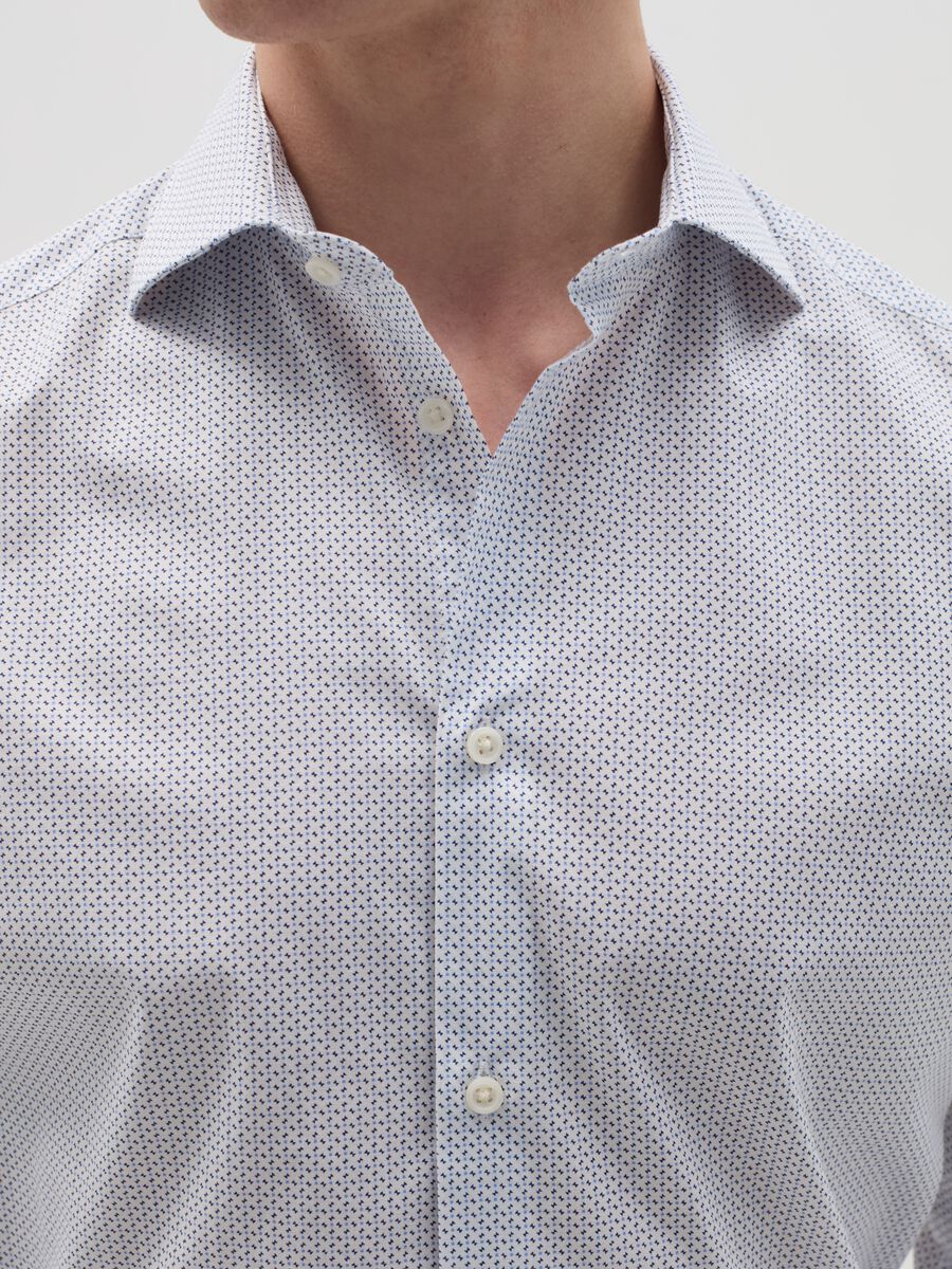 Slim-fit shirt with micro pattern_2