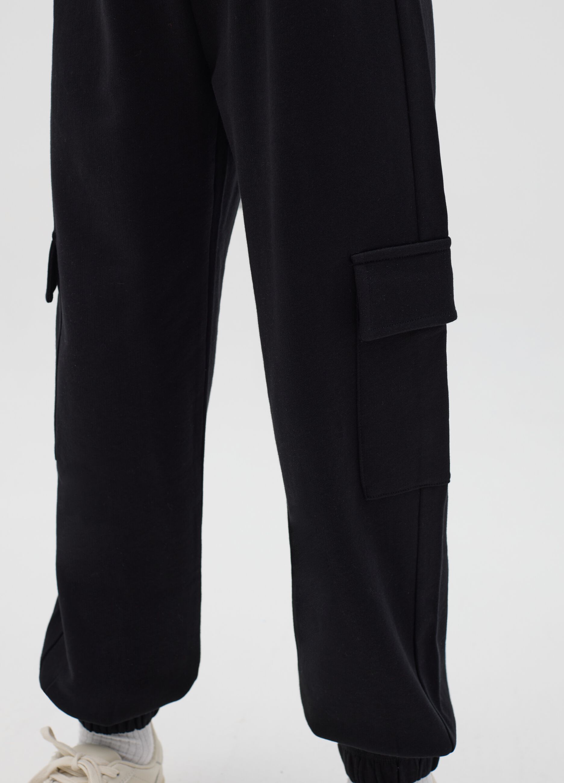 Joggers cargo con profili elasticati