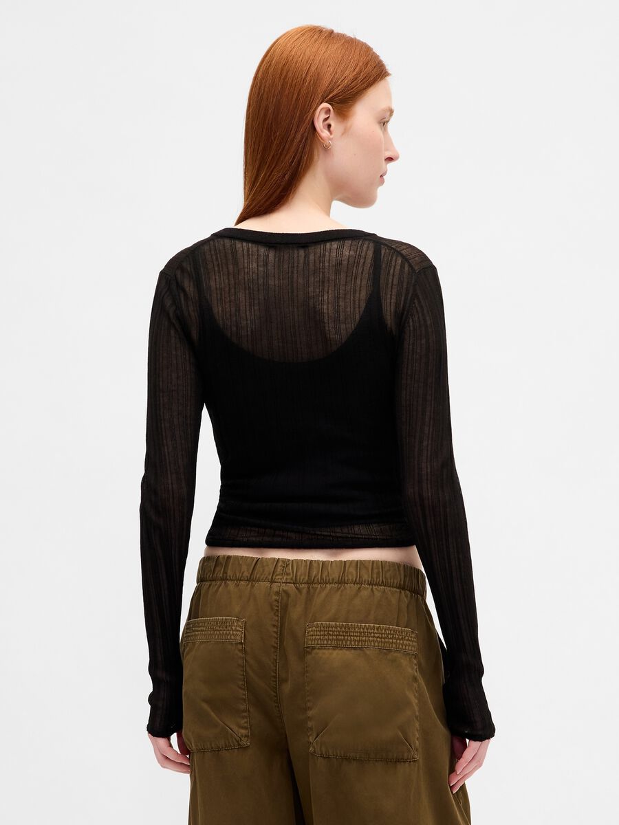 Maglione nero con dettagli trasparenti_1