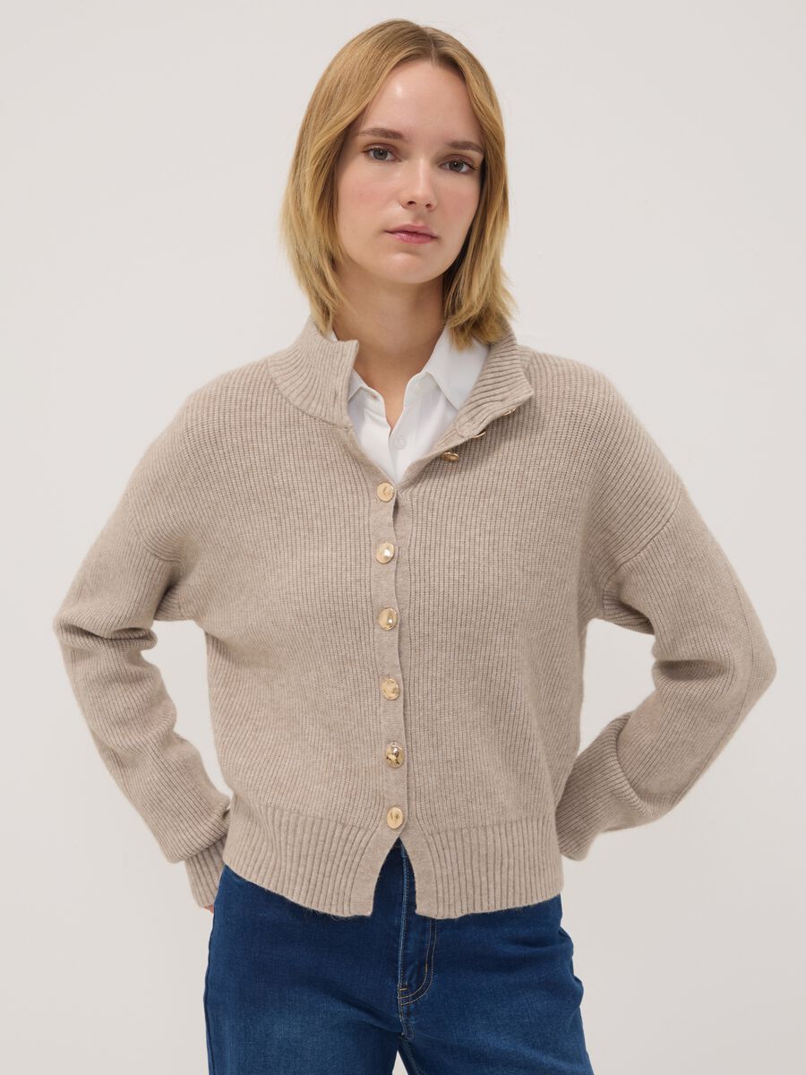 Cardigan sabbia in misto viscosa a coste regular fit_0
