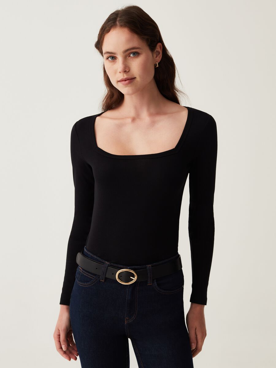 Long-sleeved T-shirt with square neck_0
