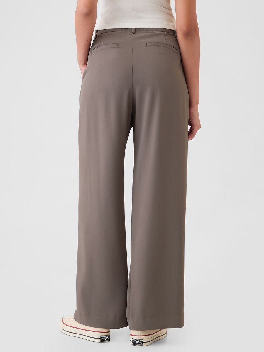 Wide leg trousers with darts_2