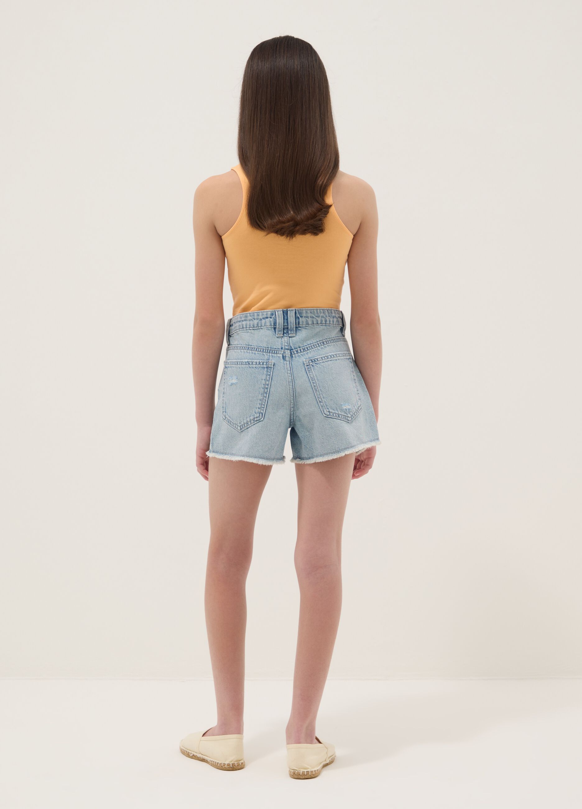 Girls&rsquo; light blue pure cotton denim shorts &ndash; regular fit