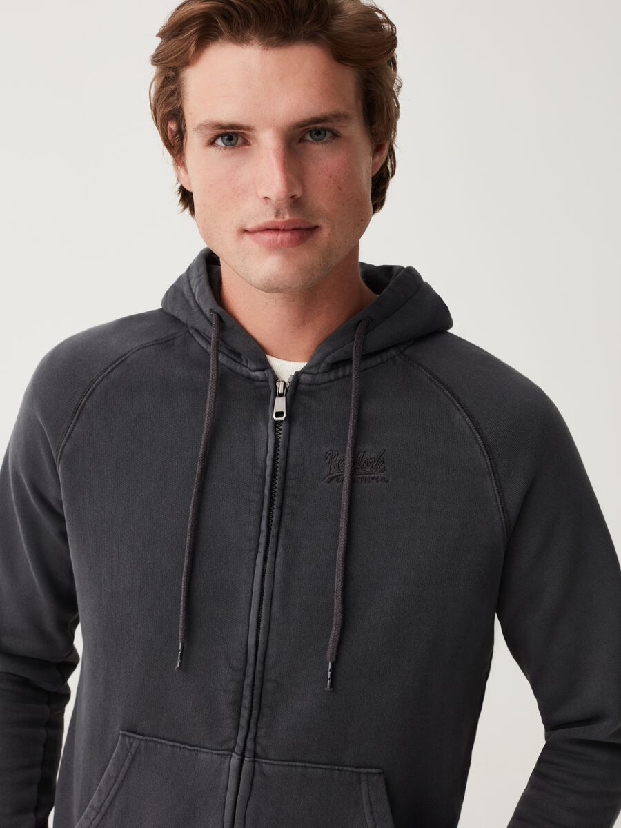 Full-zip sweatshirt with hood and logo embroidery_0