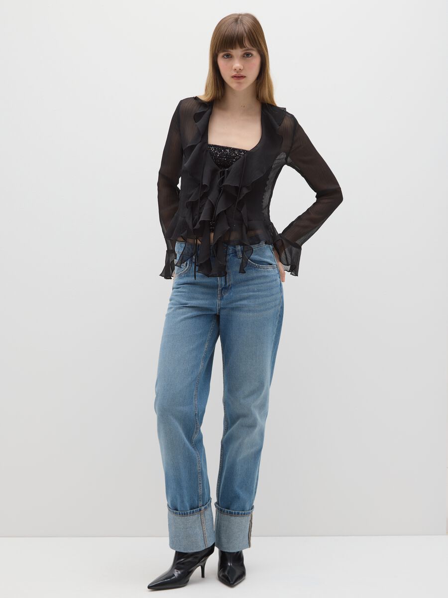Blusa nero regular fit con volant_1