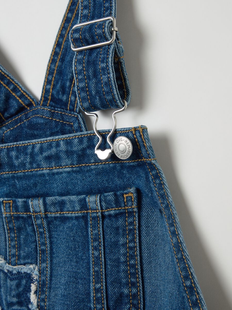 Denim pinafore with stars embroidery_2