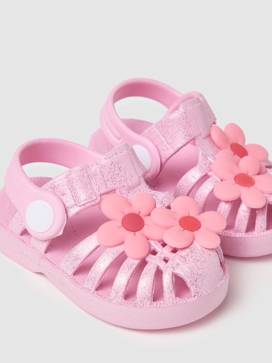 Girls' Pink Synthetic Sandals with Floral Decoration_1
