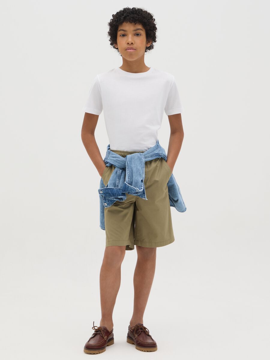Green shorts in cotton with drawstring_1