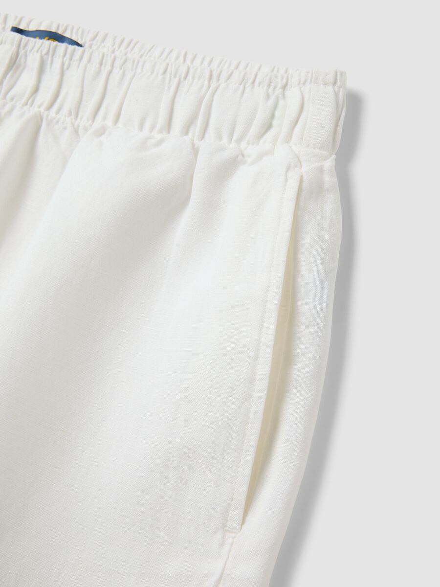 White linen-viscose blend shorts with elasticated waist, regular fit_1