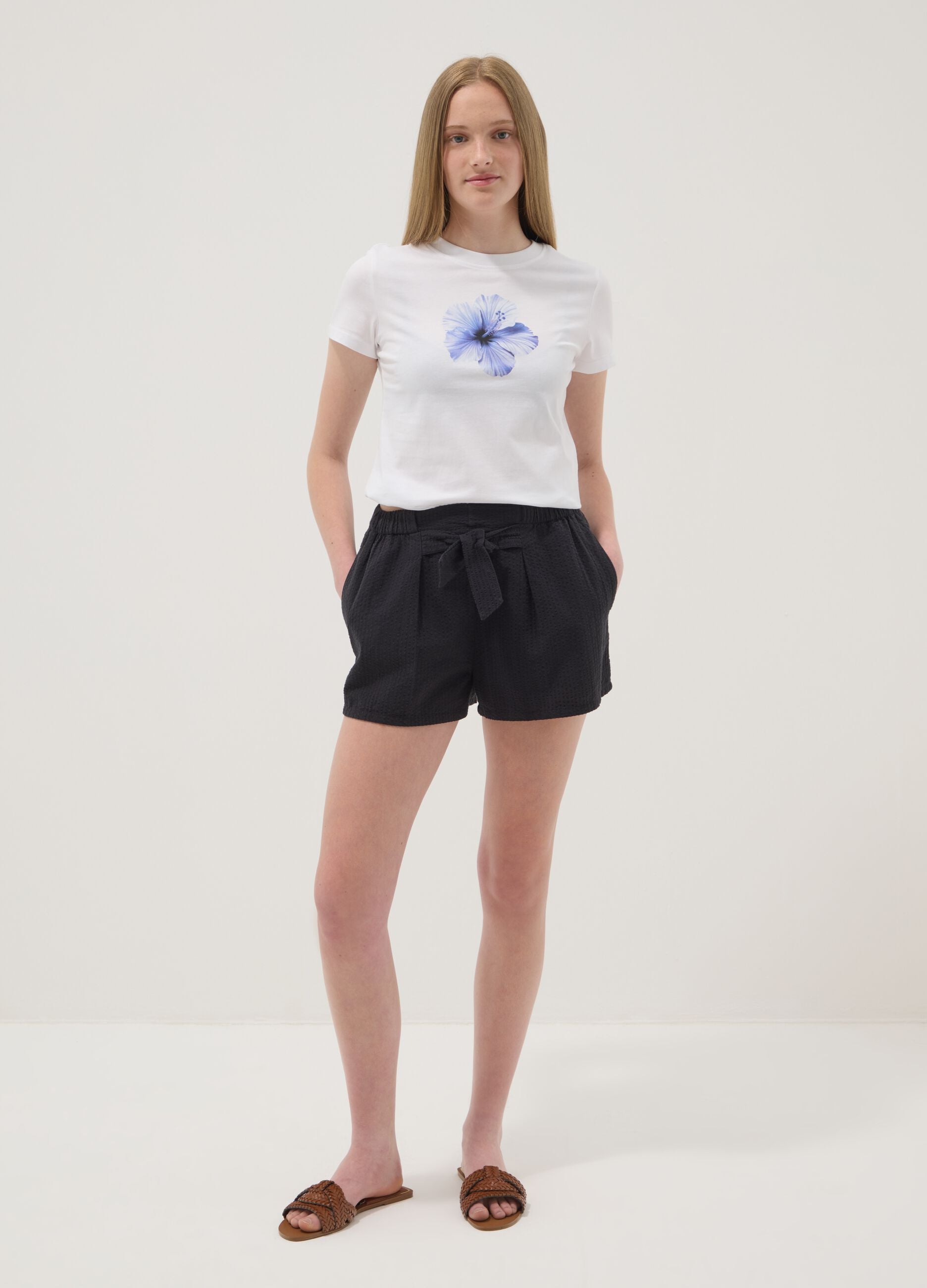 Black pure cotton shorts with elasticated waistband