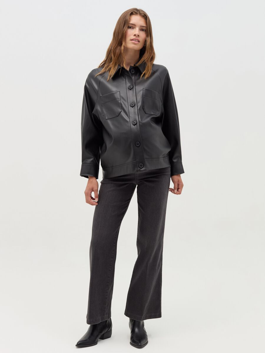 Glossy-effect maternity shacket_1