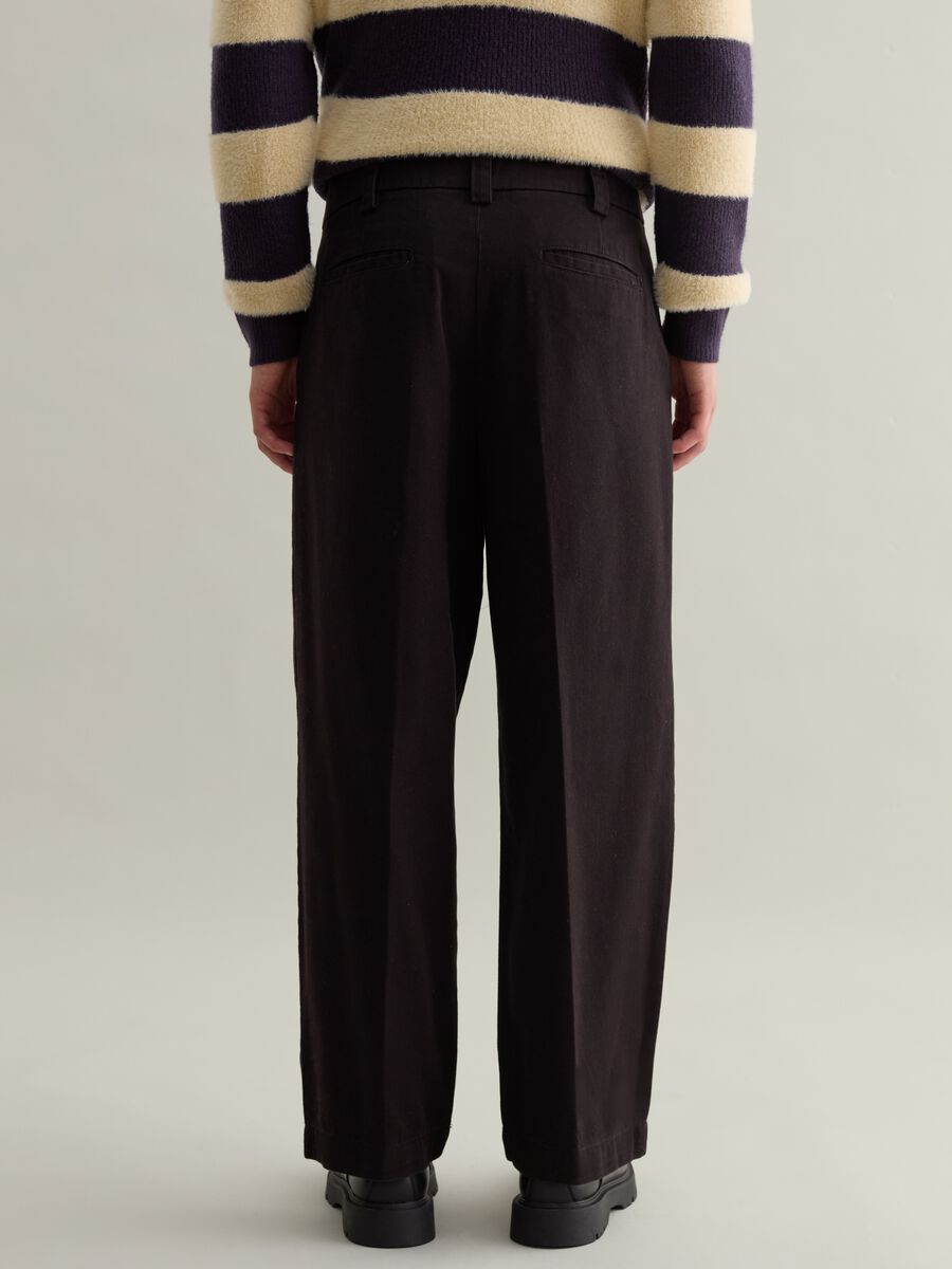 Chino trousers in cotton drill_3