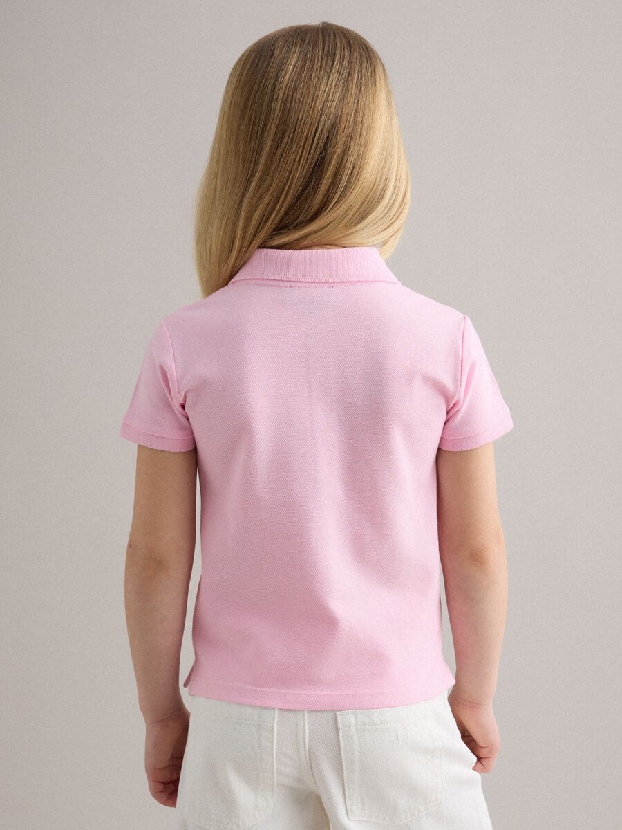 Girls' pink pure cotton polo, regular fit with embroidered flowers_2