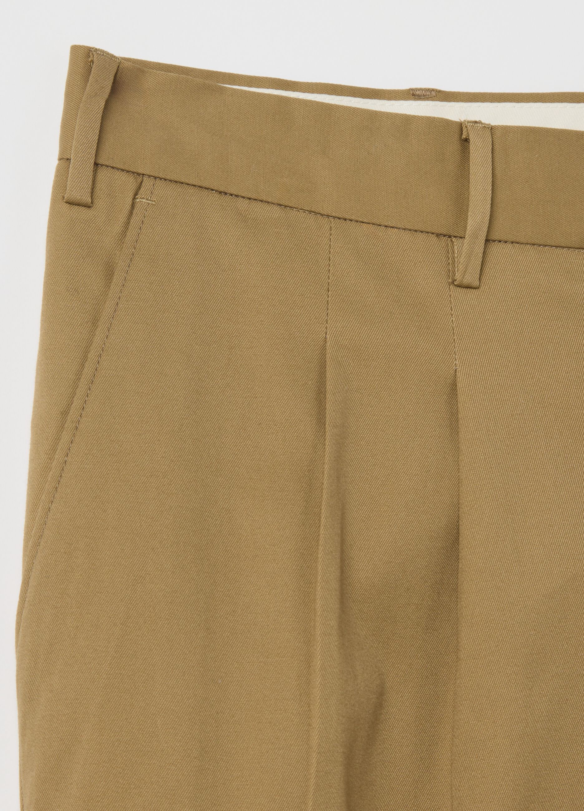 Pantaloni da uomo in cotone elasticizzato marrone carrot fit