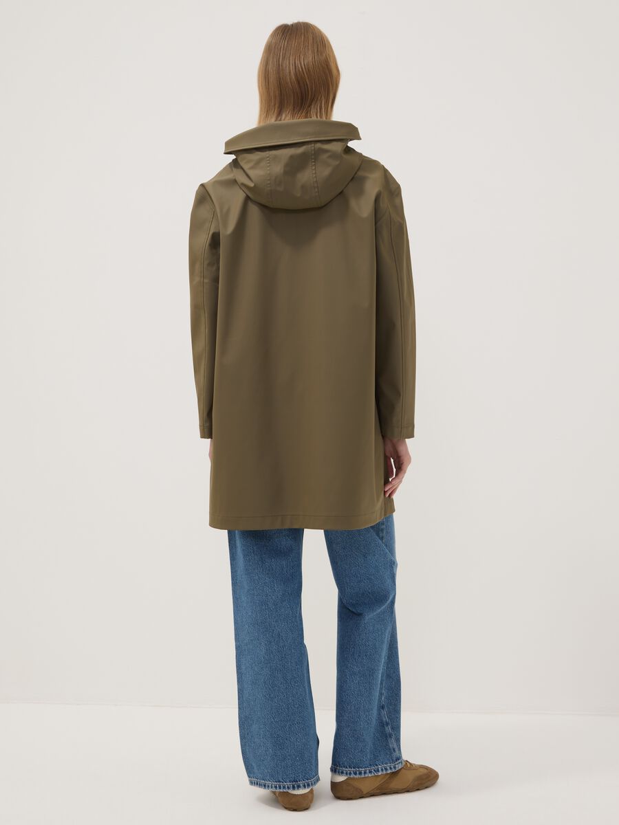 Giacca lunga verde con cappuccio e zip_3