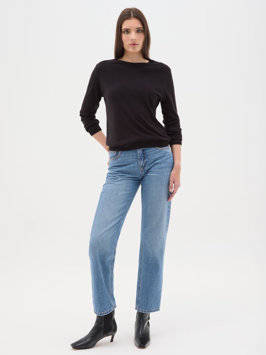 Black regular fit crew neck jumper_1