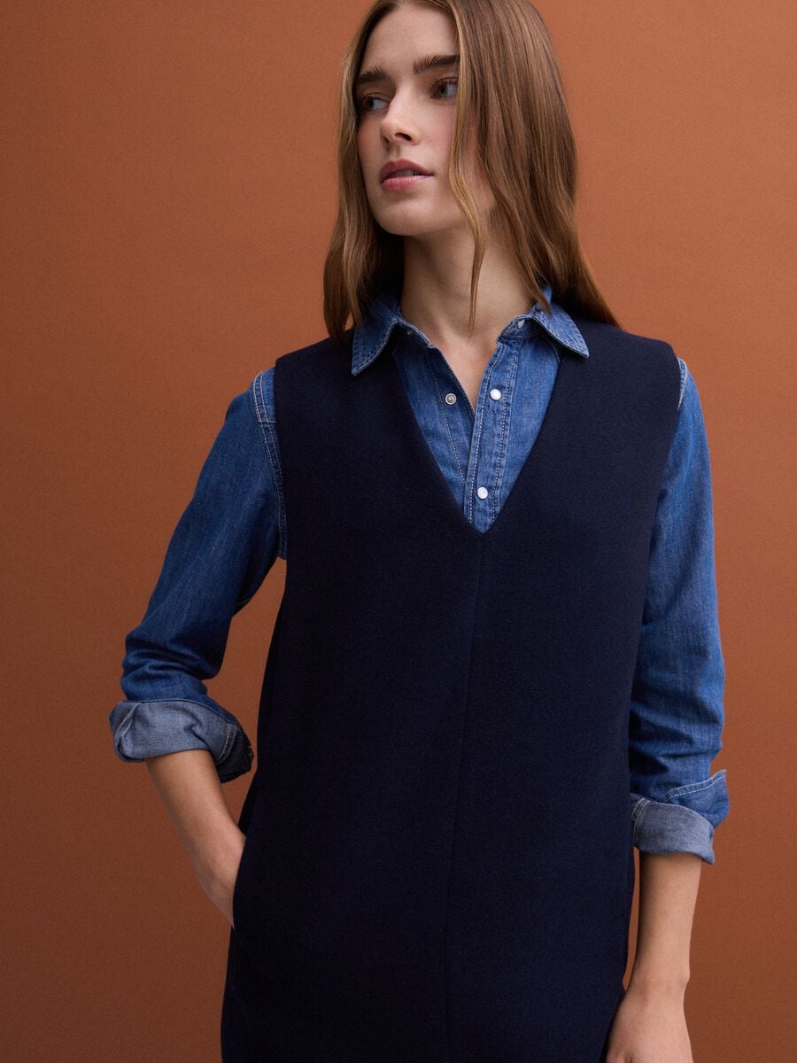 Abito smanicato blu in misto lana regular fit_2