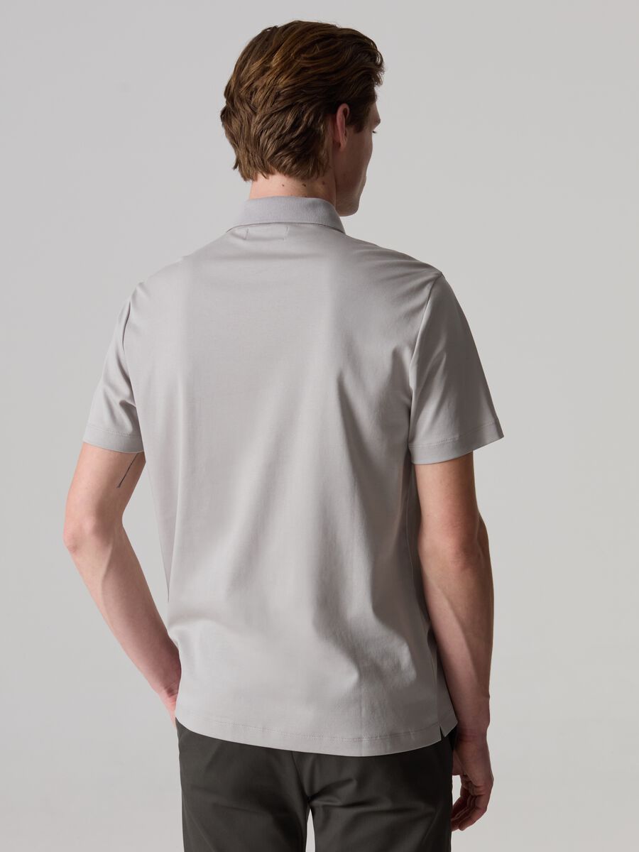 Contemporary polo shirt in mercerised cotton_2