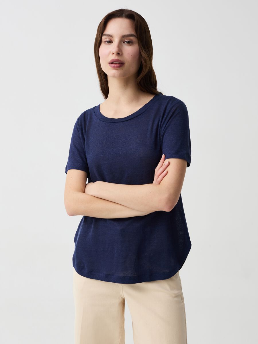 Linen T-shirt with round neck_0
