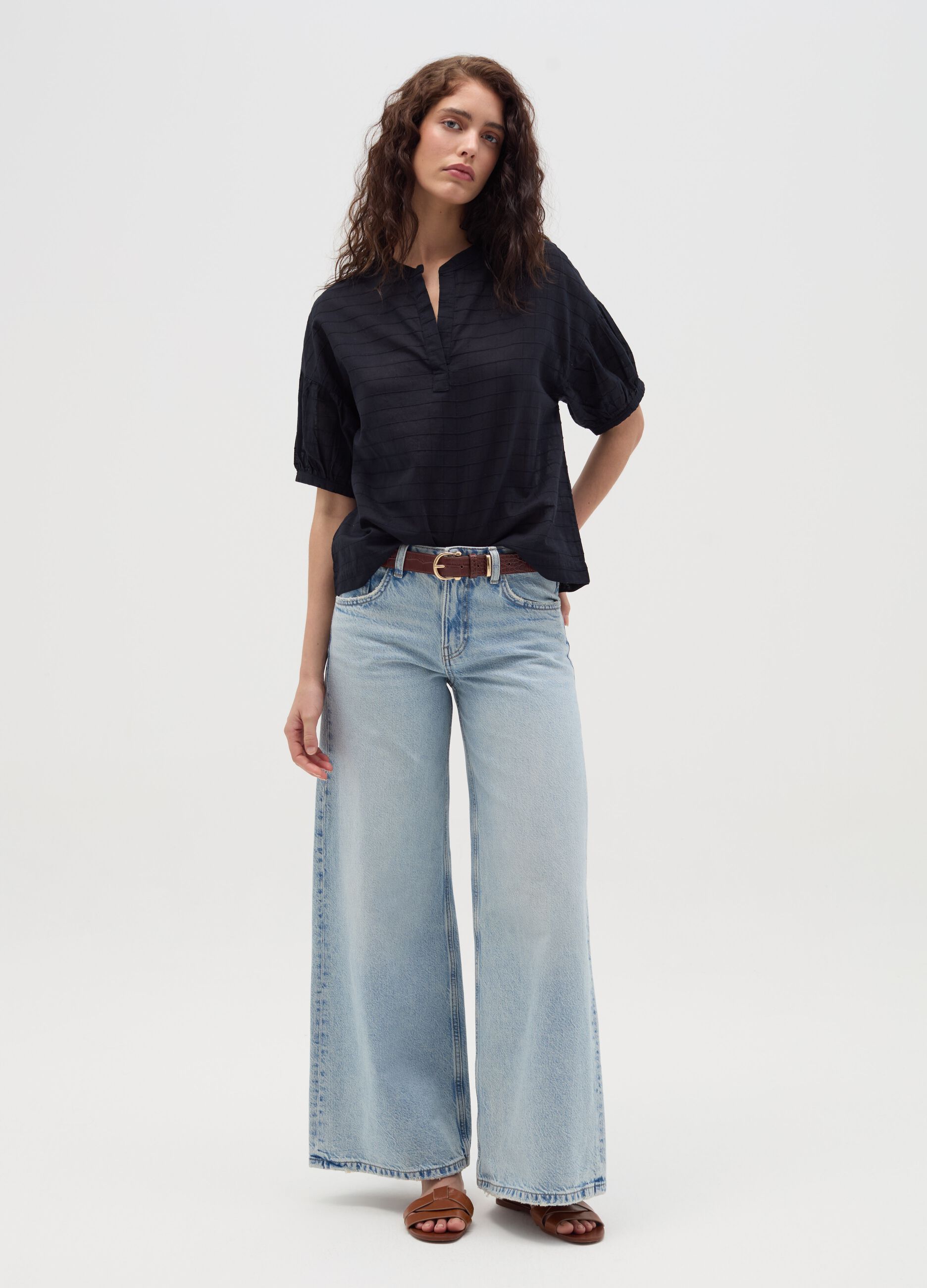 Blouse with raised stitching