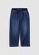 Jogger denim blu in cotone elasticizzato con vita elasticizzata per bambino_0
