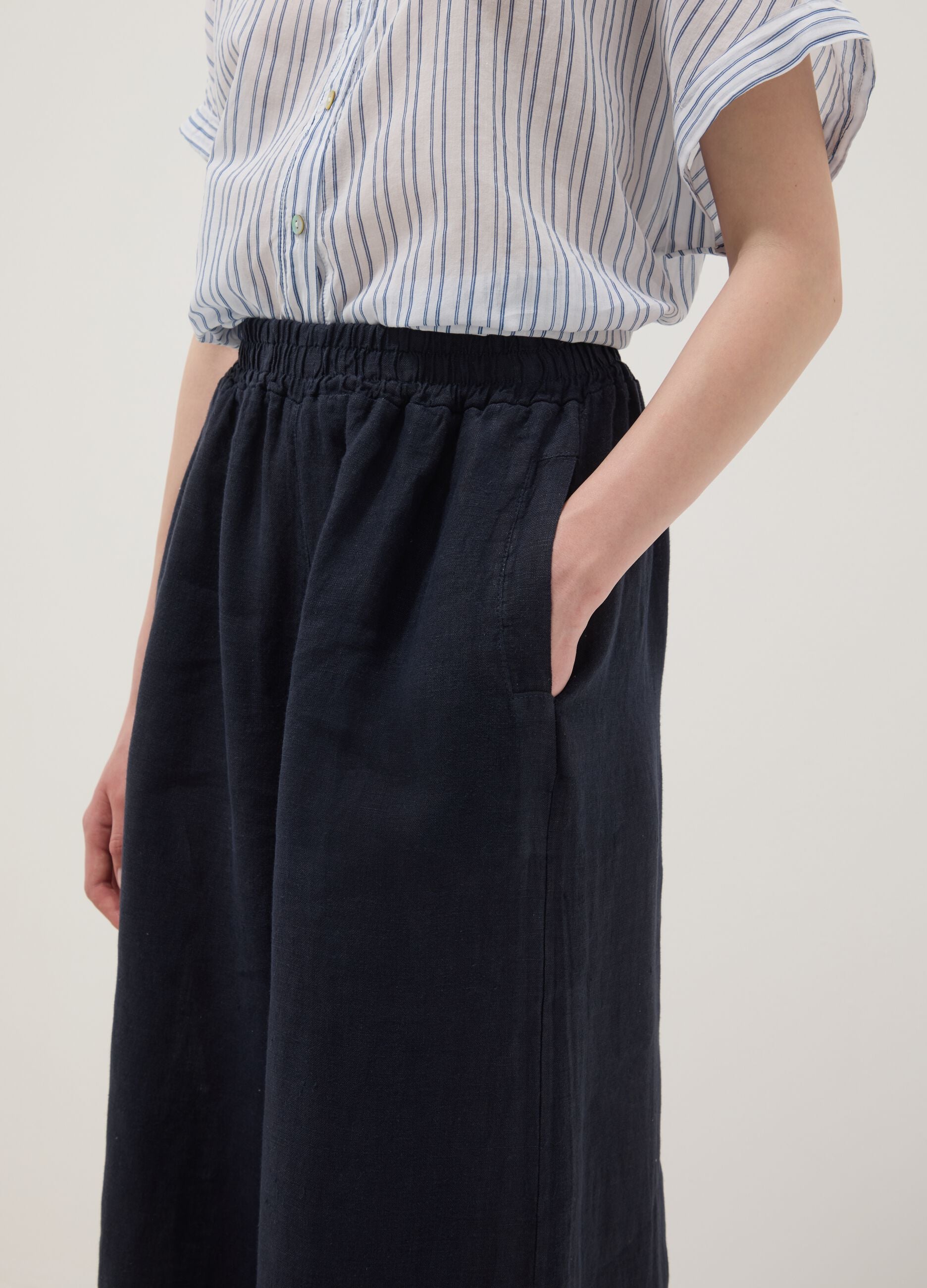 Blue pure linen wide-leg trousers, regular fit