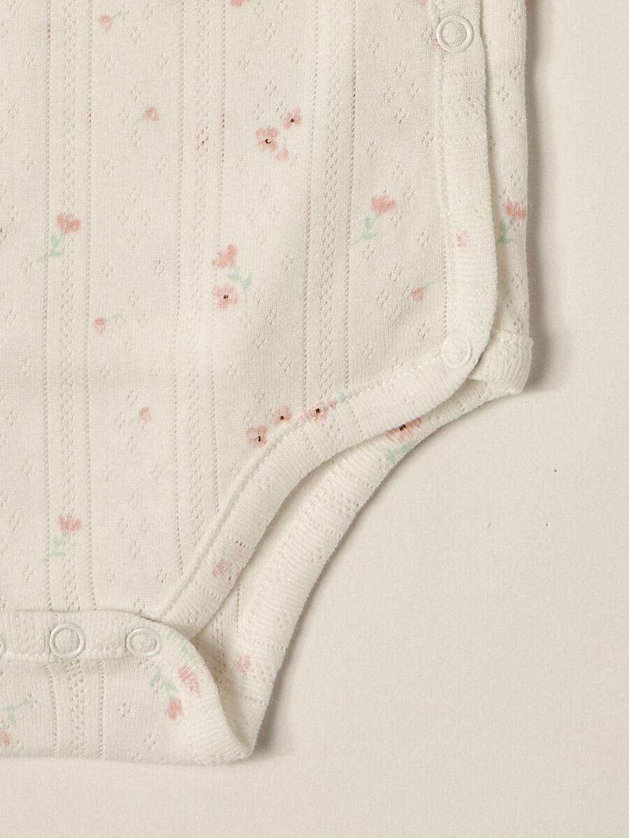 Pack of 2 pure cotton crossover baby bodysuits by IANA_3