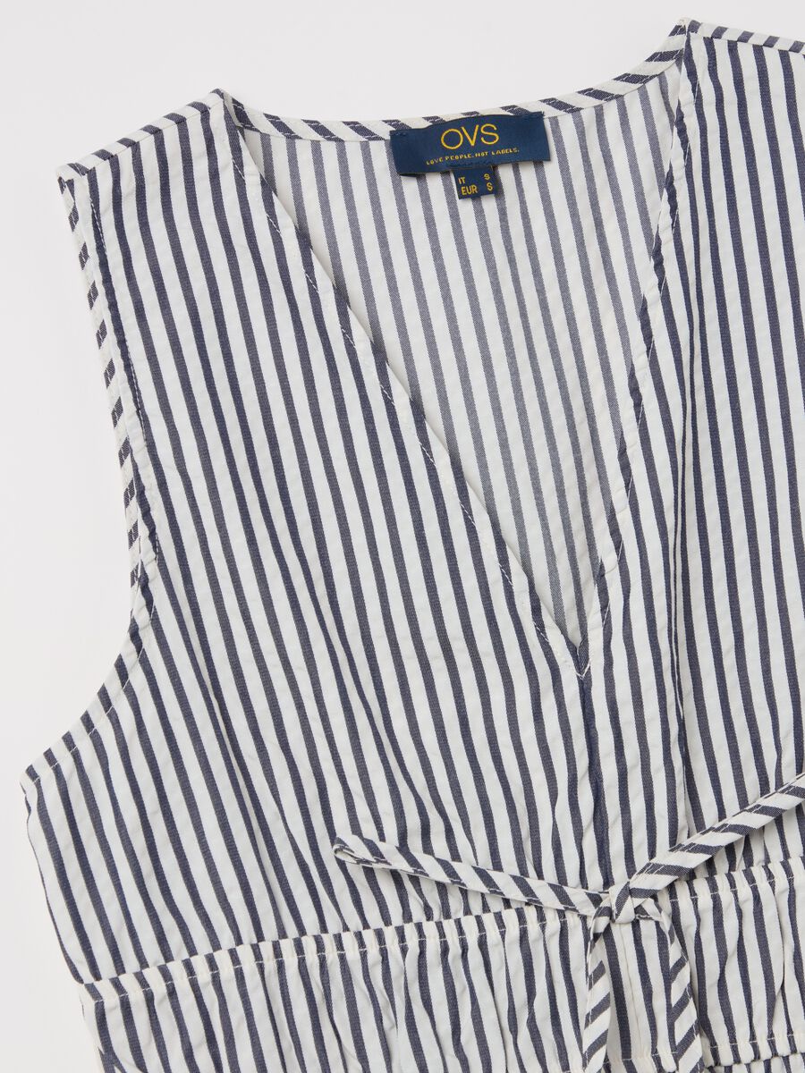 Striped midi dress with V neck_5