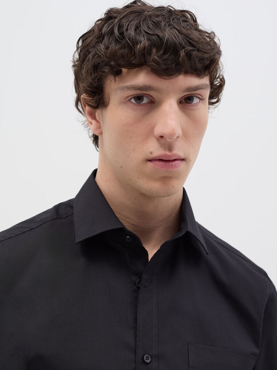 Regular-fit easy-iron shirt with short sleeves_1