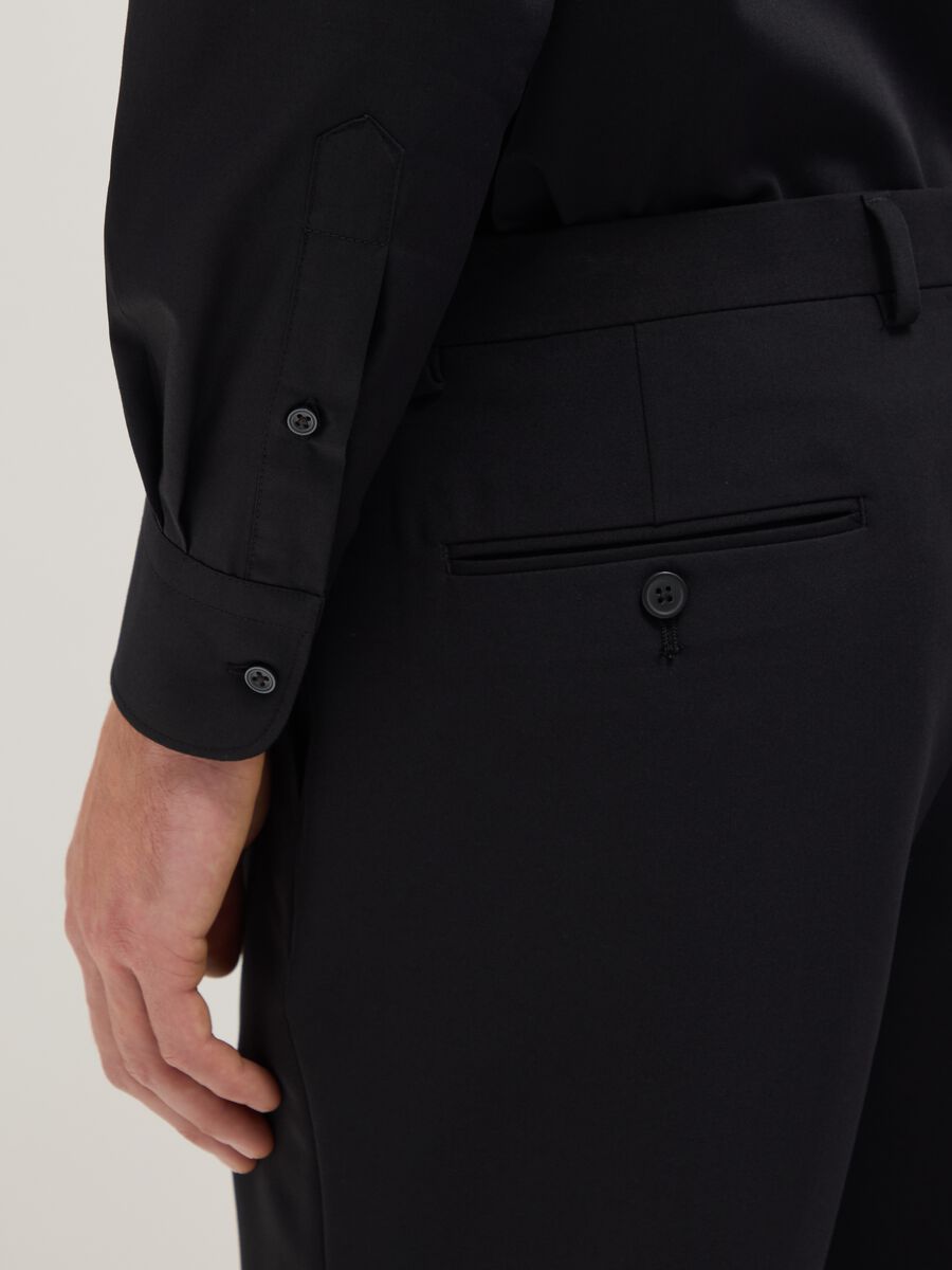 Black cotton-blend shirt regular fit easy iron_3