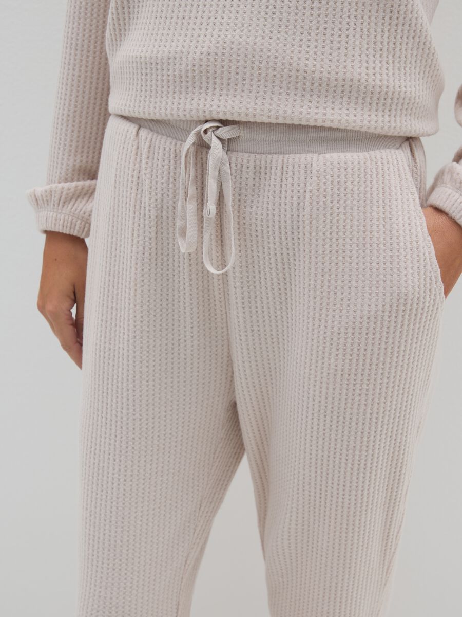 Pigiama in tessuto elasticizzato beige regular fit_3