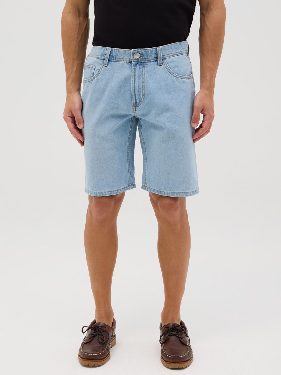 Sky blue slim-fit Bermuda shorts in denim_1