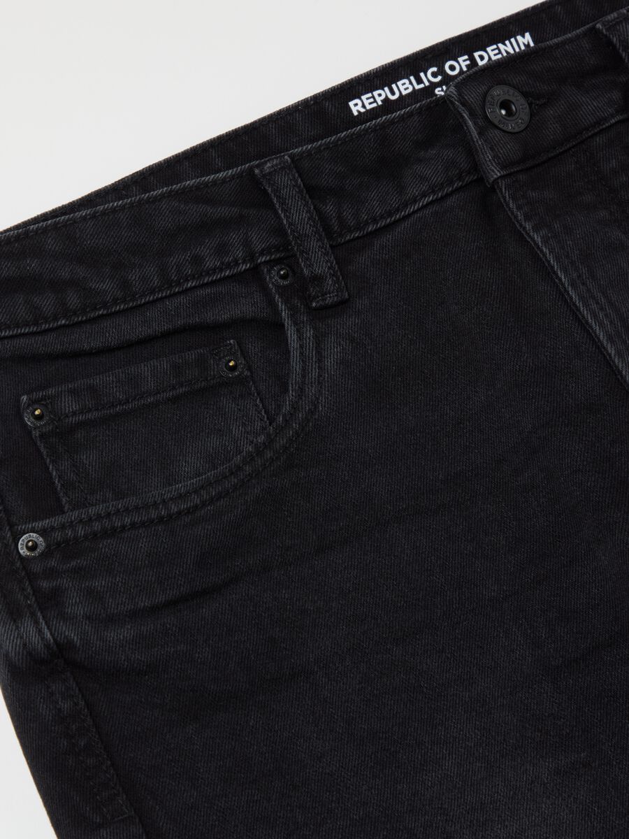 Slim-fit stretch jeans_5