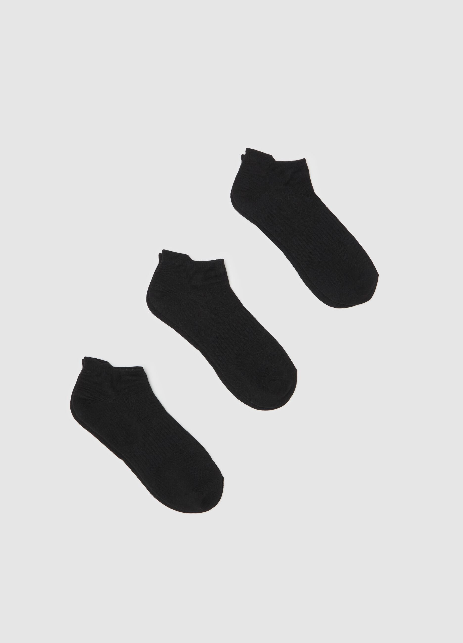 Three-pair pack short stretch socks