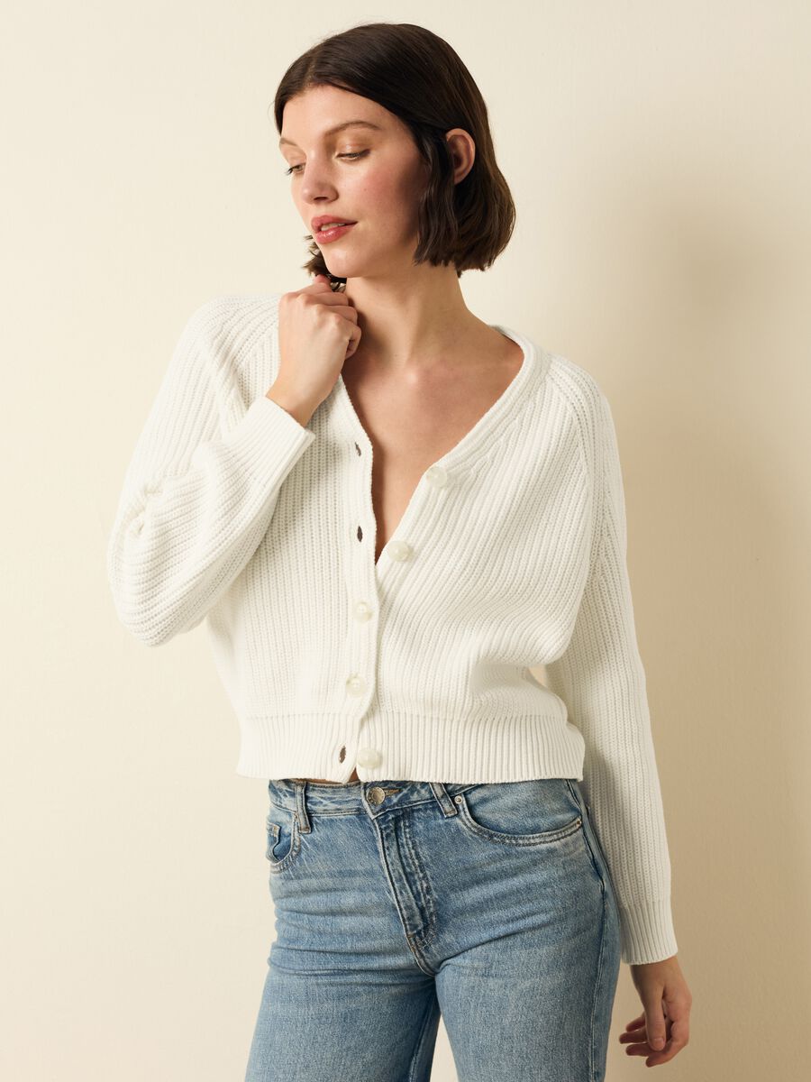 Cardigan with raglan sleeves_0