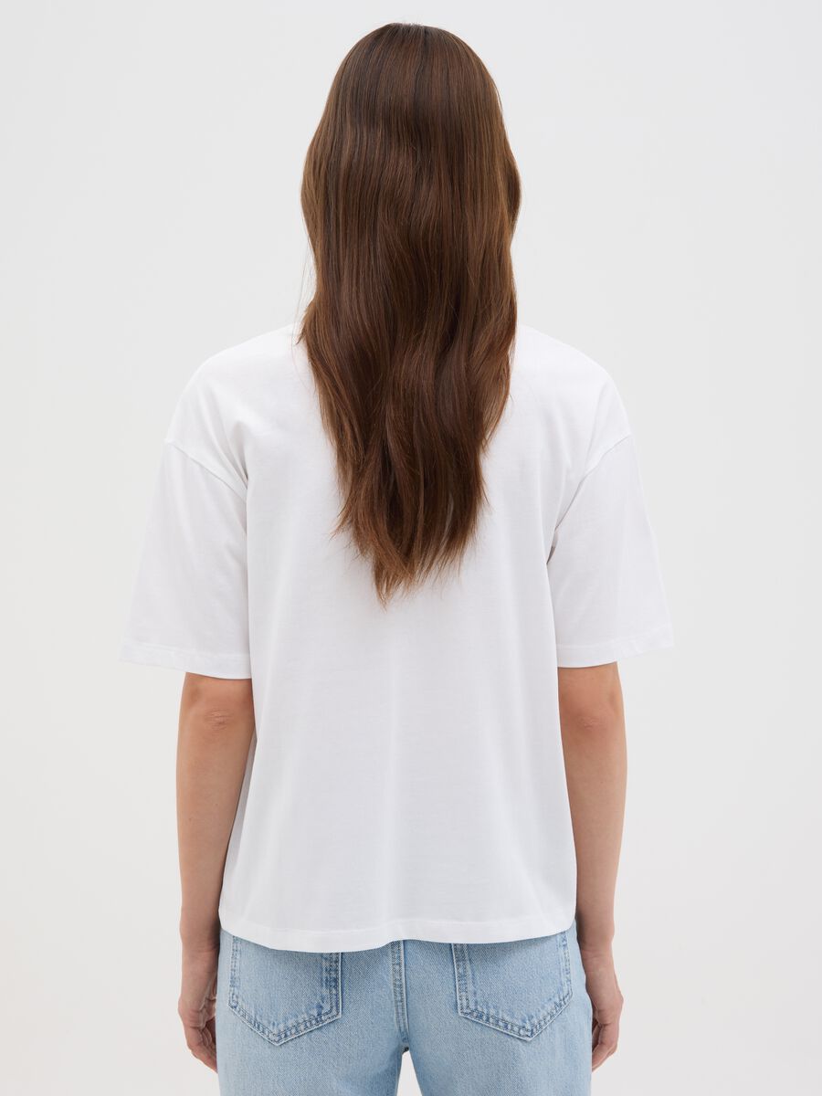 Women's white pure cotton regular fit T-shirt with mesh pocket_3
