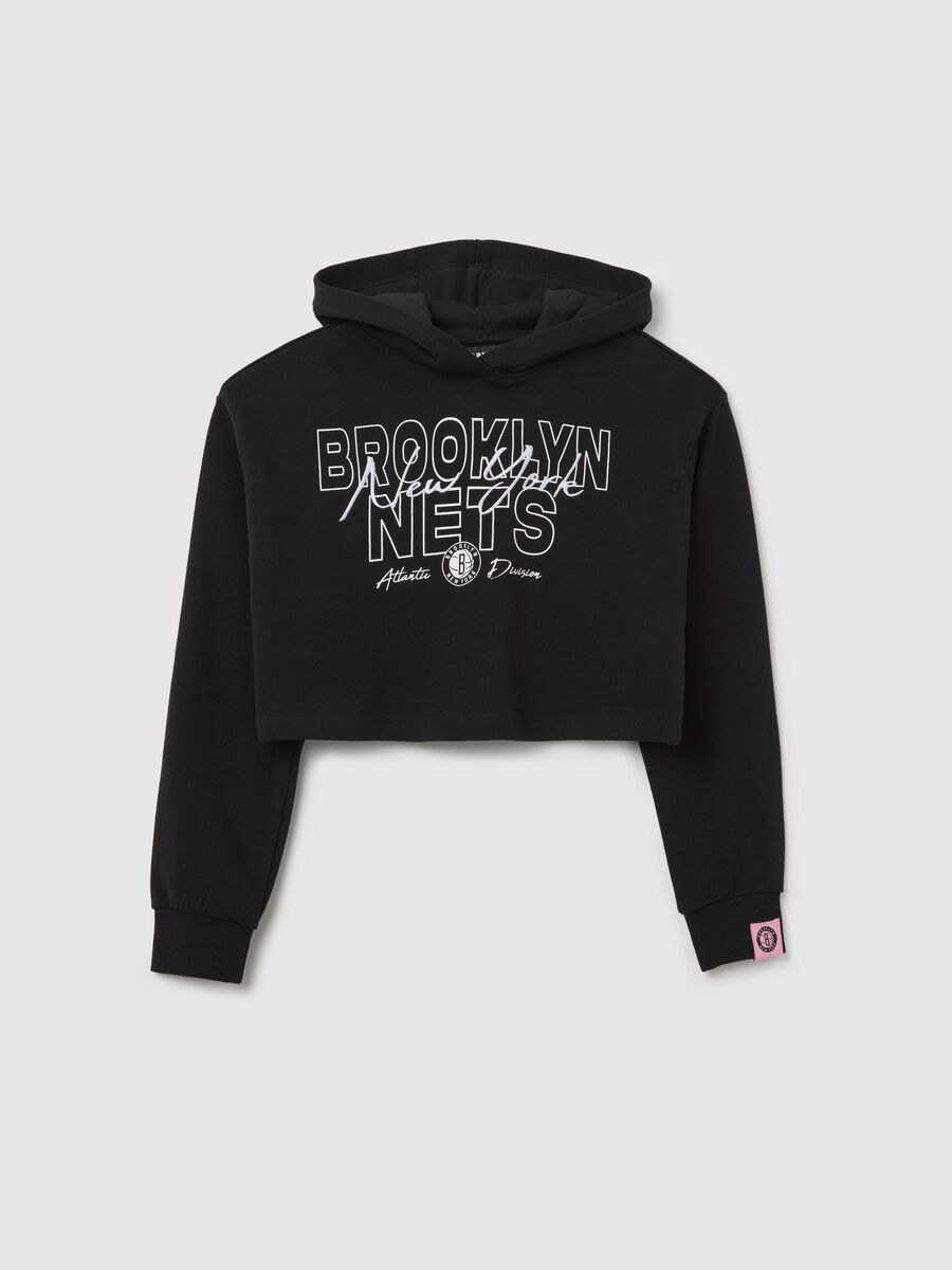 Felpa nera crop con cappuccio stampa NBA Brooklyn NETS_0