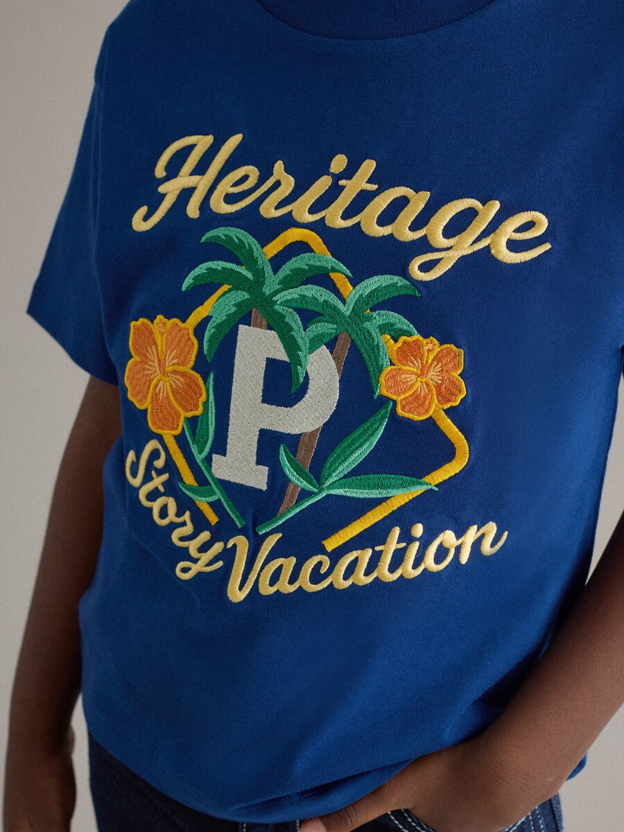 T-shirt in puro cotone blu da bambino regular fit con ricamo_2