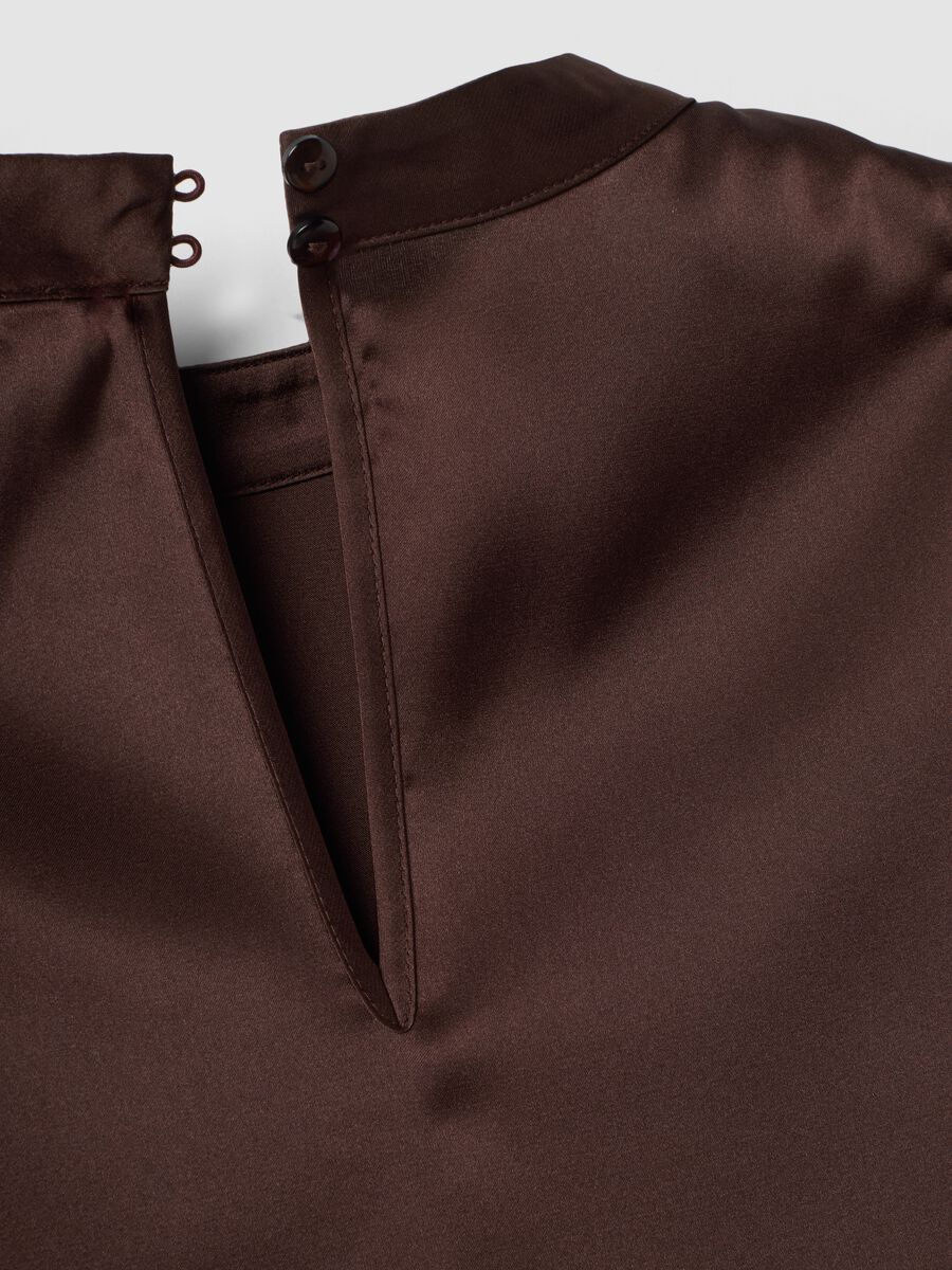 Brown sleeveless top in stretch fabric_6