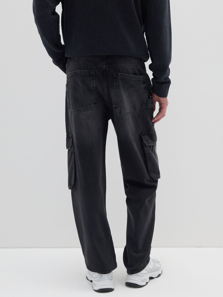 Jeans baggy in puro cotone neri con tasche cargo_2