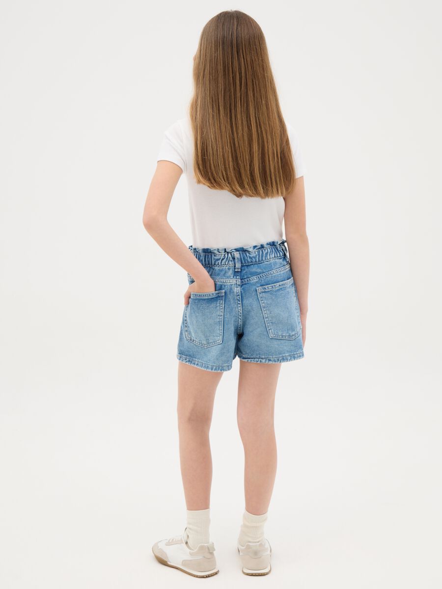 Shorts da ragazza in puro cotone denim blu regular fit a vita alta_3